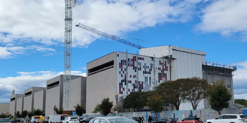 Air and Space museum under construction